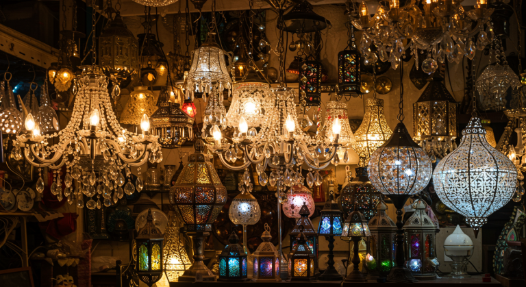 Fanoos Price in Pakistan (2025) – Types, Designs & Rates